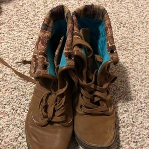 Blowfish Razmitten foldover boots